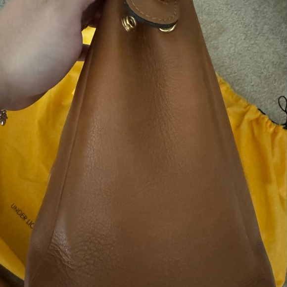 Authentic Valentino Ally Bag - Picture 4 of 14